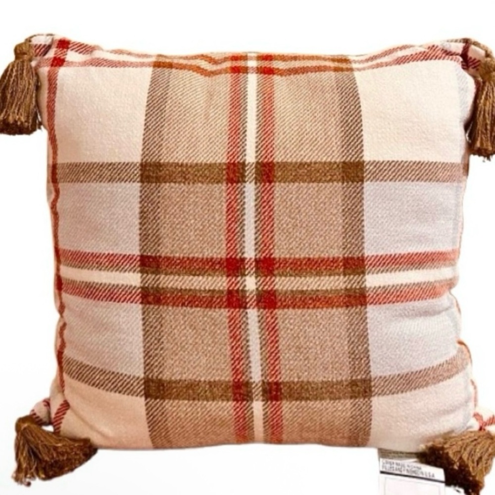 NWT- Plaid Square Chenille Accent Pillow 20x20
